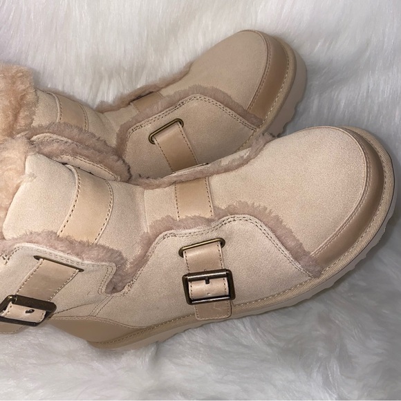 UGG Dune mini buckle classic boots size 10 Woman New in box - Picture 4 of 16